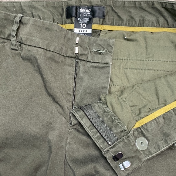 Army Green Long Women’s shorts - Picture 5 of 6